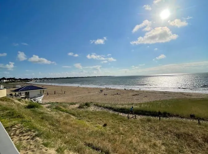 Renove Dans D'exception Face A La 公寓 *